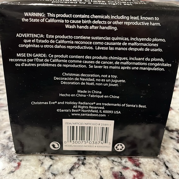 CHRISTMAS EVE HOLIDAY RADIANCE SANTA GLASS GLOBE Illuminated Christmas Ornament - Picture 4 of 8